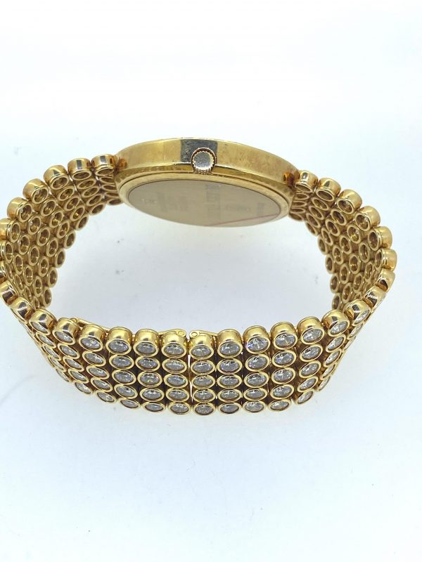 harry_winston_yellow_gold_factory_diamond_1575881347_826d449a_progressive