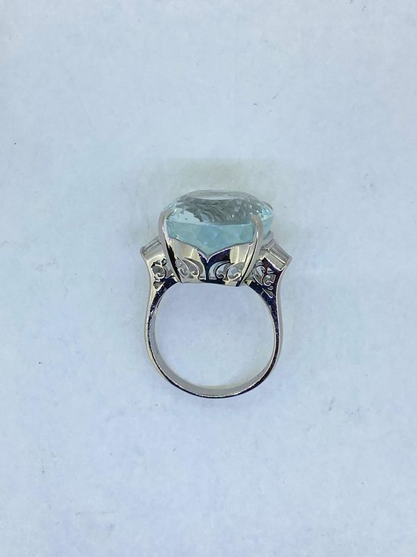 natural_aquamarine_ring_1600687499_87159305_progressive