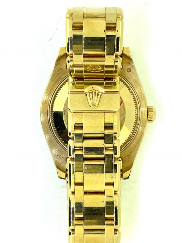 17511CE1-2928-4923-8A81-80B2E24EFAE2