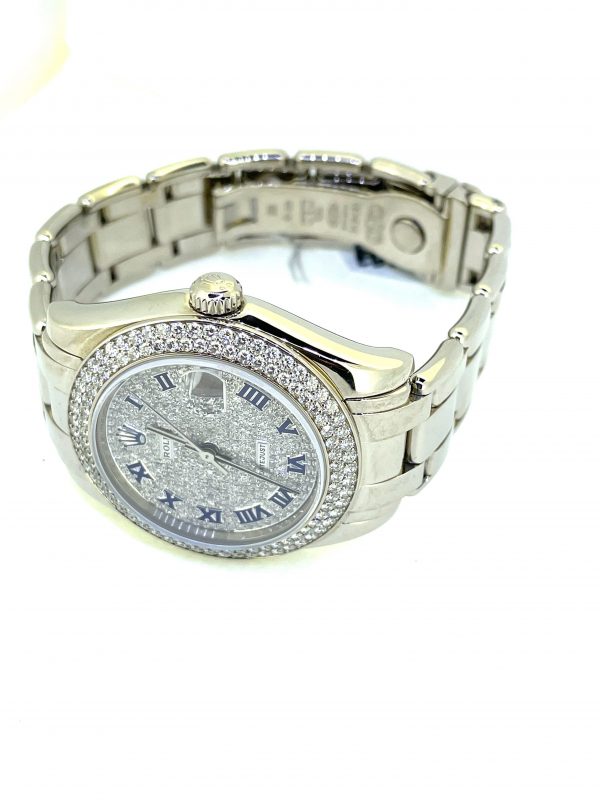 92431C74-FA17-4BDA-B0BE-8B86BA4DD499