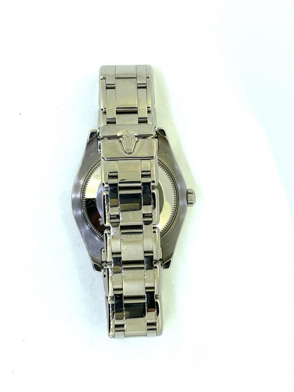 C55F3762-0FE4-48F7-B303-DB671531C81D