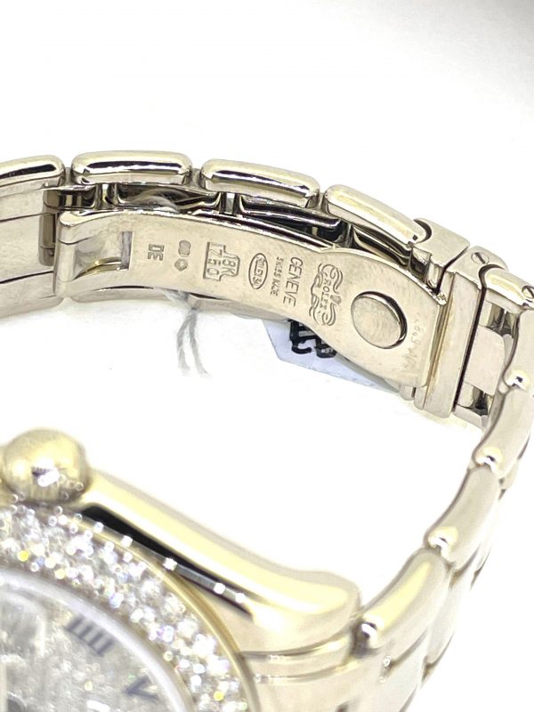 EA021FE7-7FA9-46AA-8D33-435C8325F516