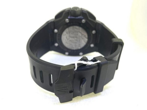 audermars_piguet_carbon_fibre__1627287930_7504a18f_progressive