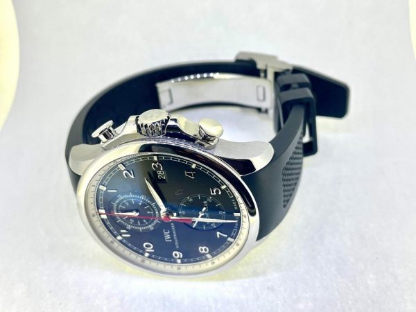 iwc_portuguese_yatch_club_chro_1627216137_92fcc7ce_progressive