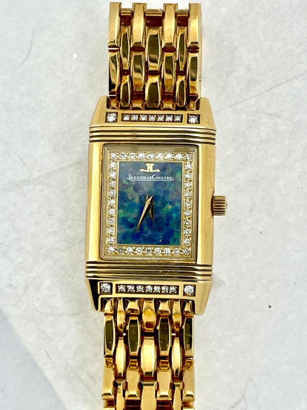 jaeger_le_coultre_lady_yellow__1627291929_7bc468e1_progressive