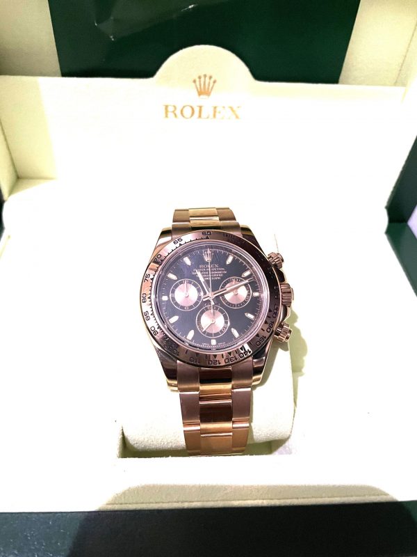 rolex_daytona_rose_gold_116505_1630055533_153a1995_progressive