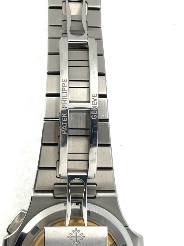 patek_philipe_5990_1631867015_eea22f86_progressive