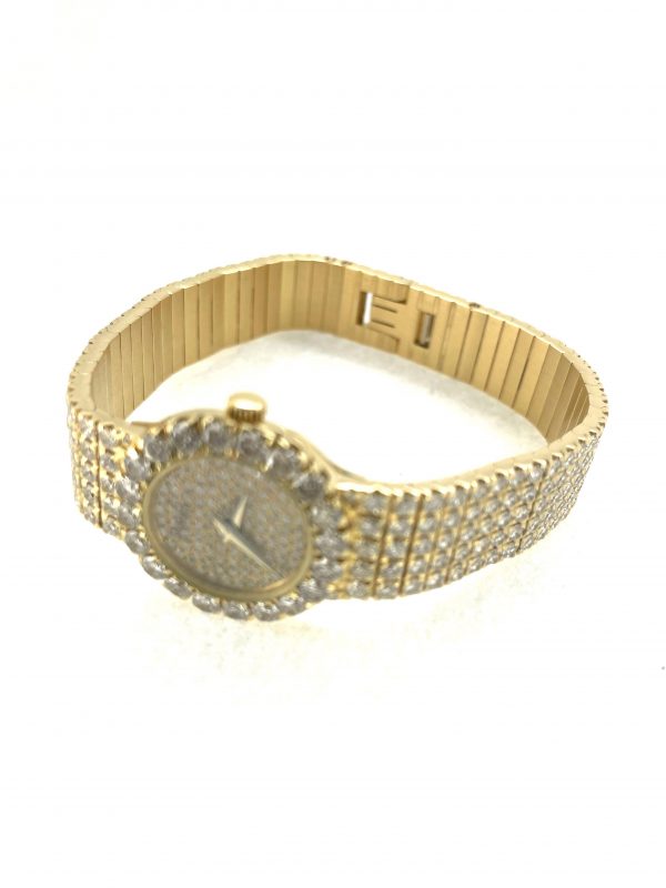 FED06584-F0BE-439B-B99D-43D9FCD5BD55