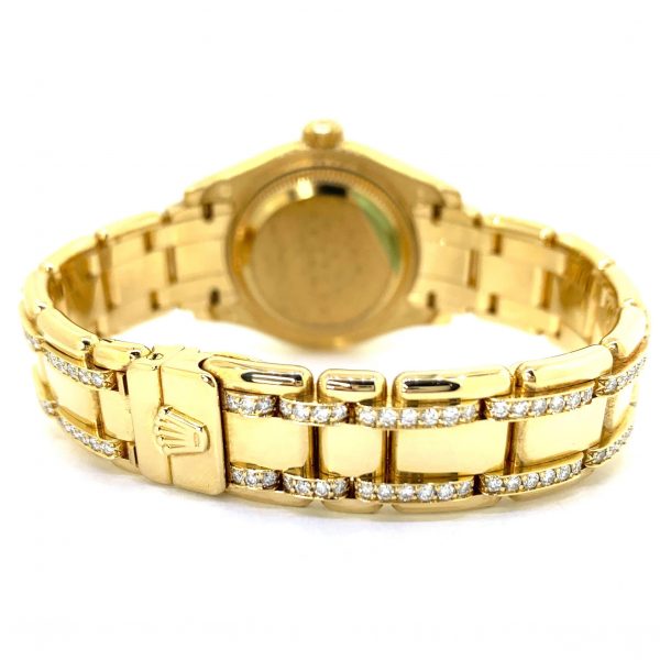 D75EDB10-FBC1-4C3B-8711-17D34B04693D