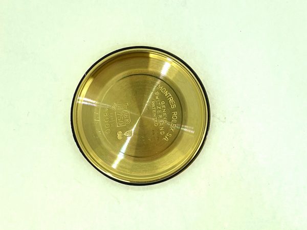 5F9741EA-C084-4A46-BF3E-1E61B9C3A483