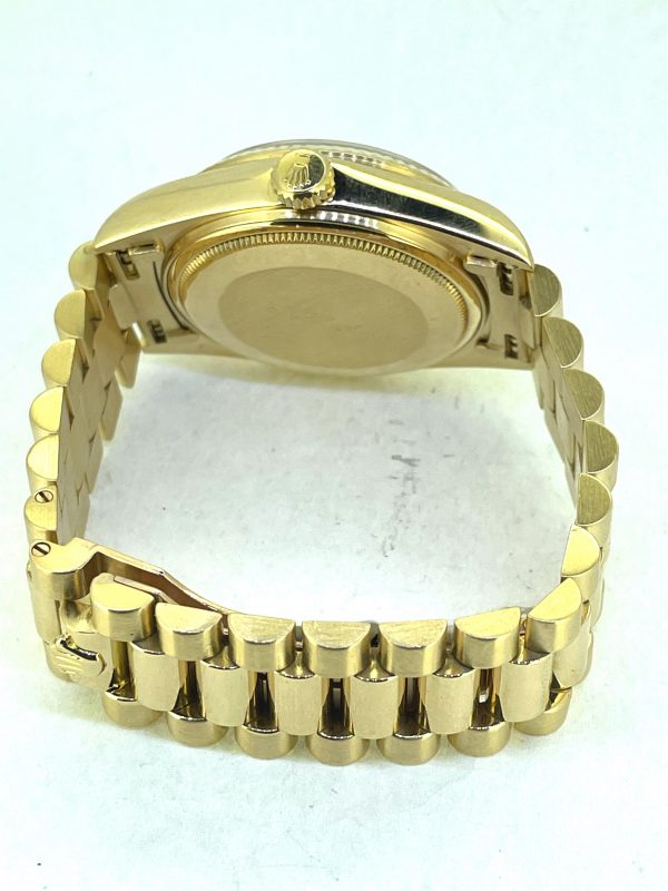 945FE69E-4F74-4CC0-A996-98C24AB53319