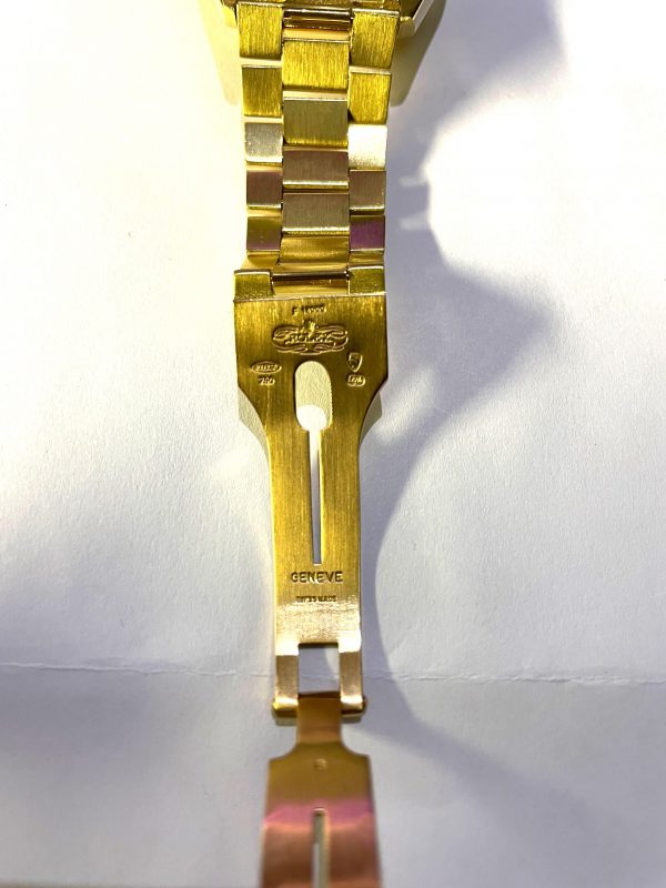 F031636B-1875-43DC-A932-8728063E5973