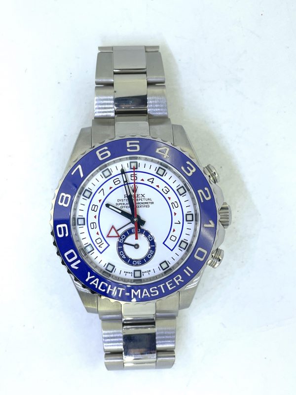 ABF52E0B-D7E1-4AA6-8635-20395D870194