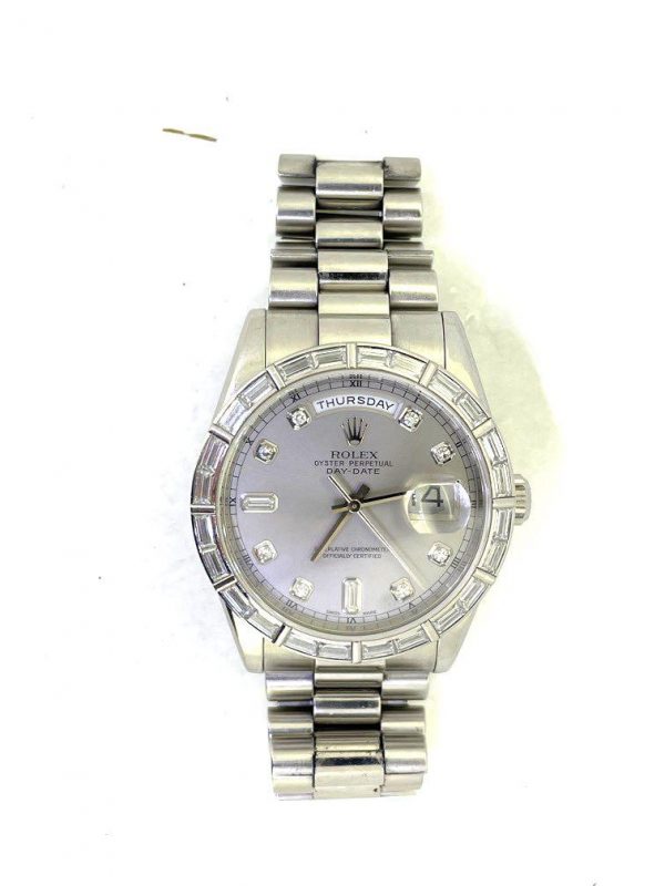 2073BC52-5086-4109-8A5E-A324B7C603F0