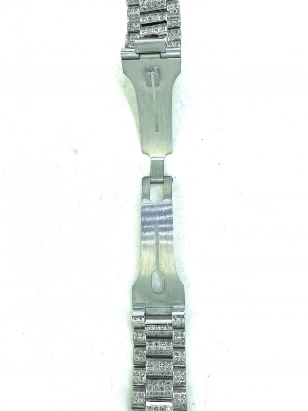 1766D4F3-5F26-4CB2-987A-072F71E6ED1F