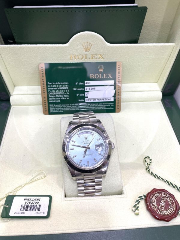 39B11081-29DF-4071-AB9D-36775C7262FE