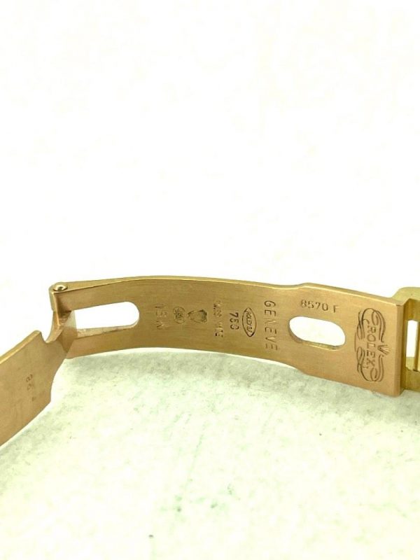 57F0C034-90F9-4214-9DC7-27DA17AF536E