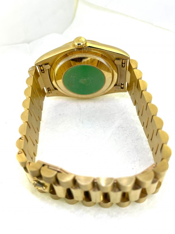 65642F19-F8AB-47C9-9EF8-13CD82DCA58B