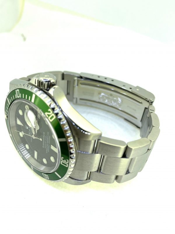 CFDA3EFD-14EA-4B3B-89E5-A74B5E8D51C6