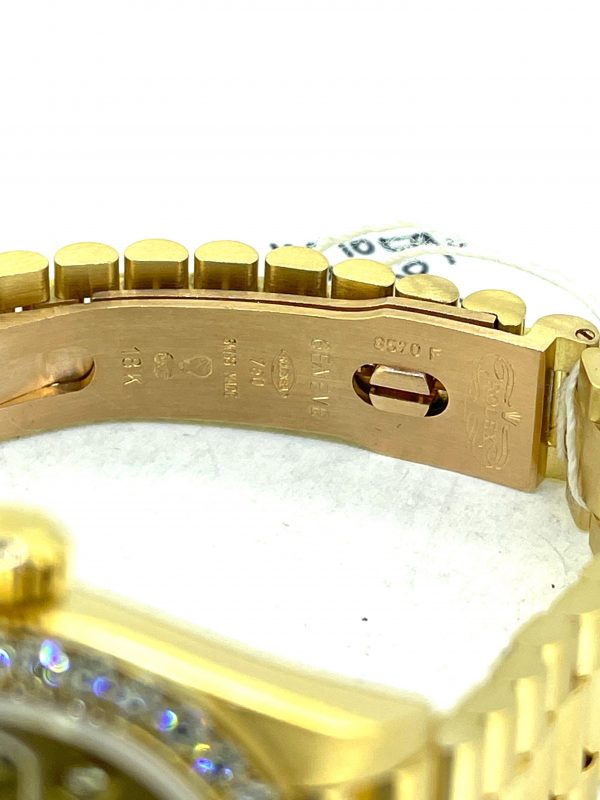 EDD95ACC-3F00-45B2-8783-664D2F806FFD