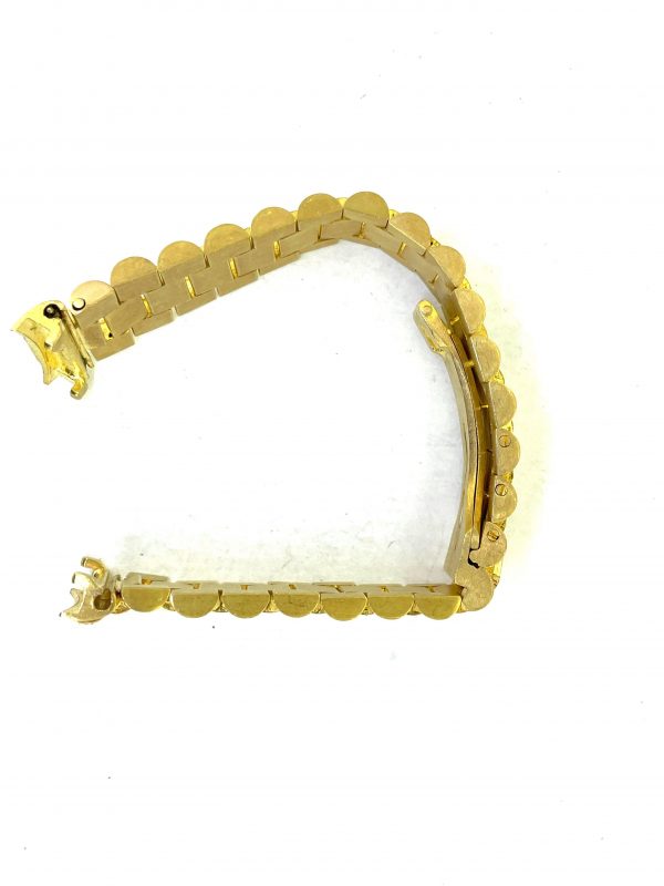 F1A745D2-8726-417F-A628-A206607E917C