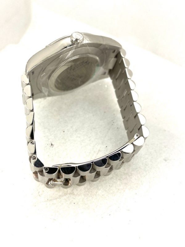 F44F9CEF-CDCB-4BD4-8942-1EA2FD42F98E