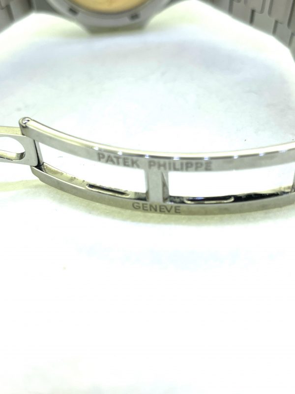 FC45542E-A29B-4954-951C-F1CC751054E4