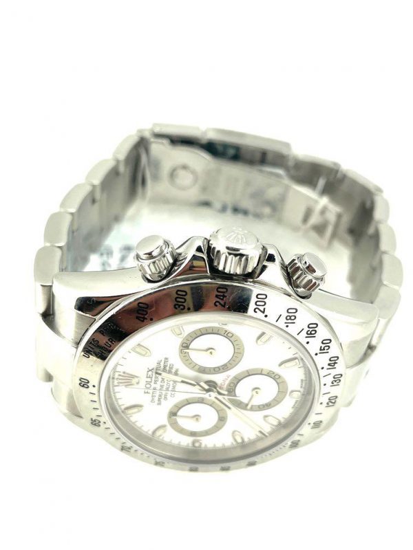 2BB006F5-4761-4FB4-9618-435A1CDA601D