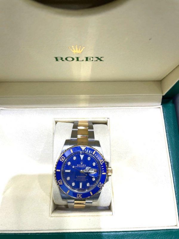 546D96B7-9612-40CB-A1D3-DA52B4E93FAC