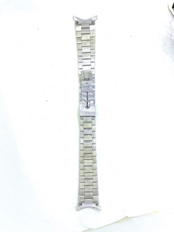 2B9A2F28-3135-4E8F-AAB5-2B59A97AABEB