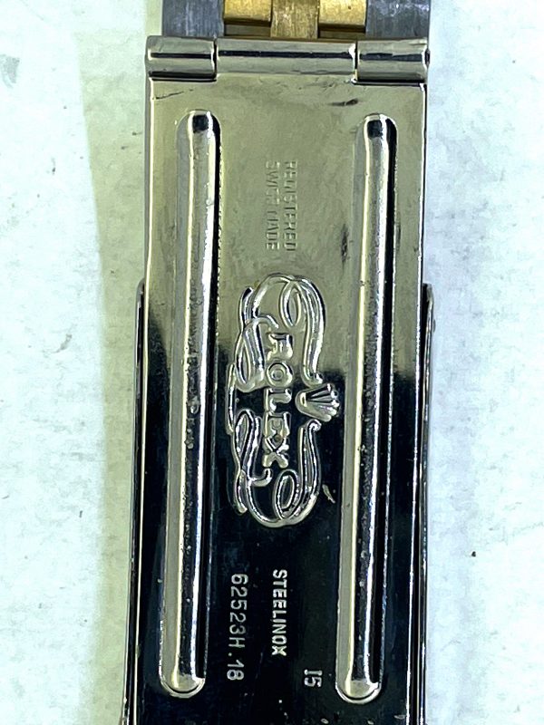 321B9EA4-1329-42E5-B536-9DFB7CCFEE8D