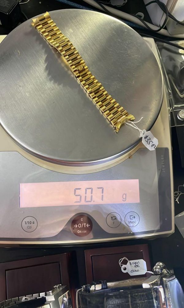 38A189DE-8995-46F6-83B6-826914223BB4