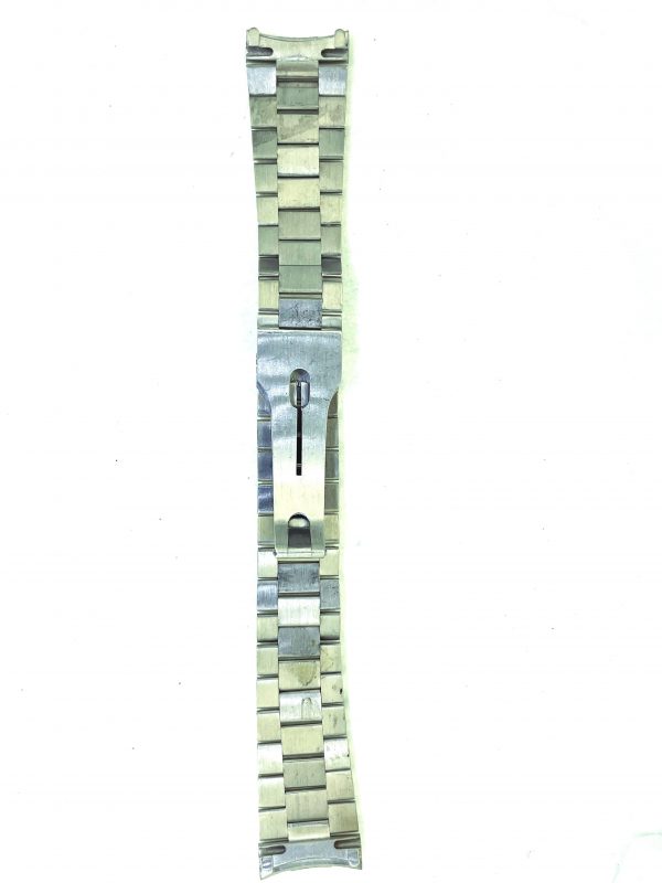 3908A16A-7F21-4F88-B9B3-04203DF08A5D