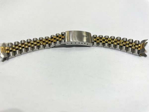 B81F268F-8AFD-4FAF-9708-008B4180CAA9