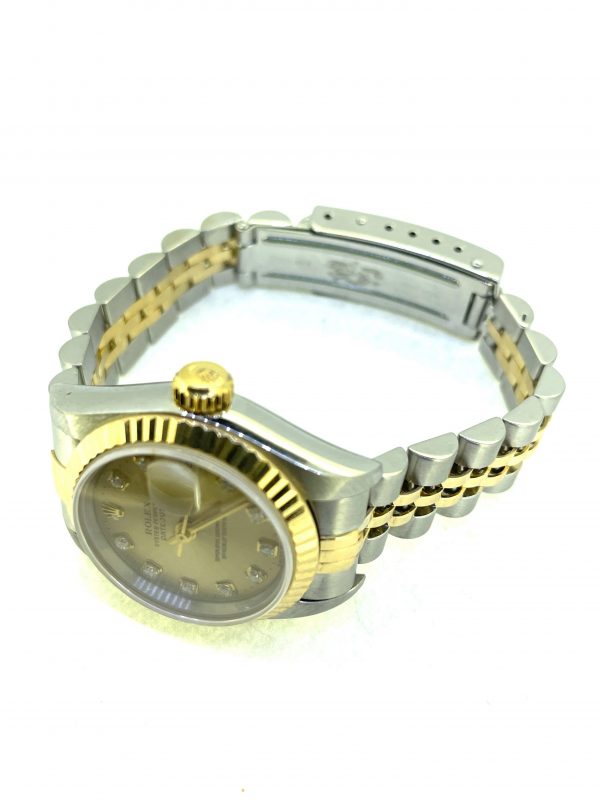 BC46E4DF-10D3-4E7A-8D3A-ADCD58E2A75B