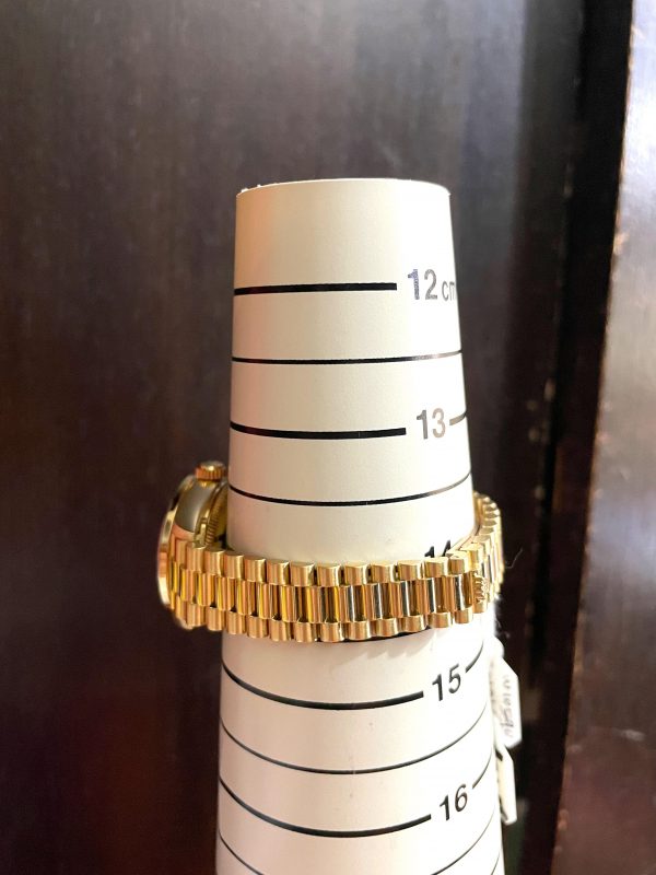 E644A243-0701-4212-990B-A32DF2CC532E