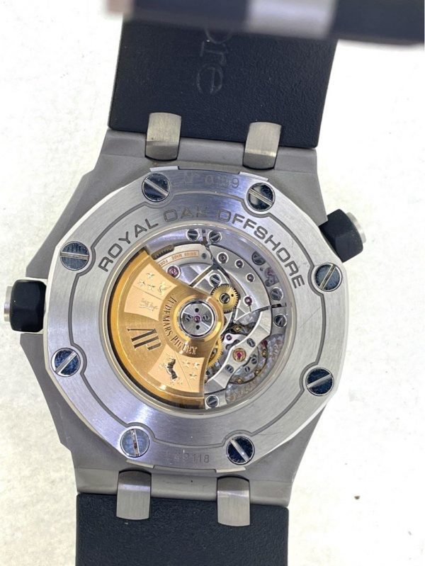 FC5DB6F4-F5A2-409F-845A-7CE66C531BC9