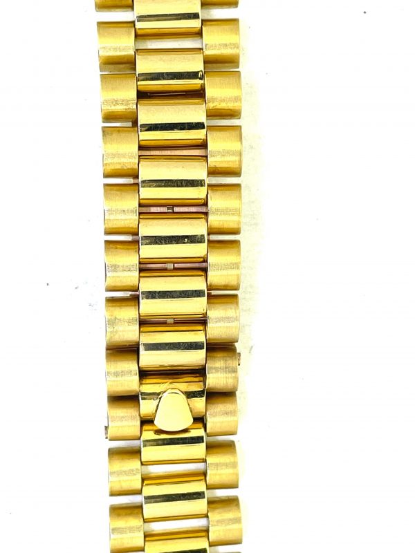 1443D2C9-FC3D-49D8-82A5-7D40E69D450E