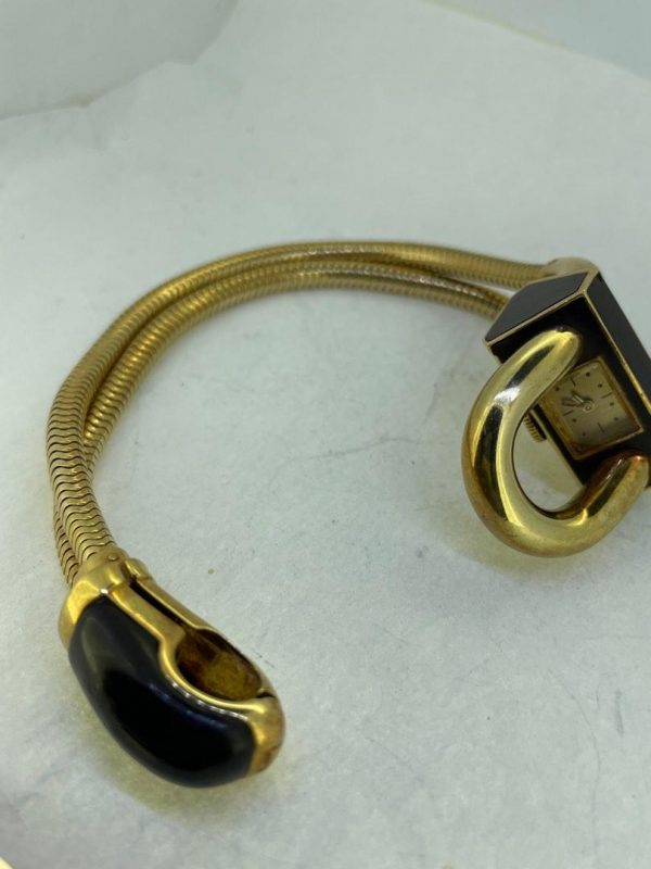 C1FFD1C6-FA16-4EB2-938F-BED27879DDE9