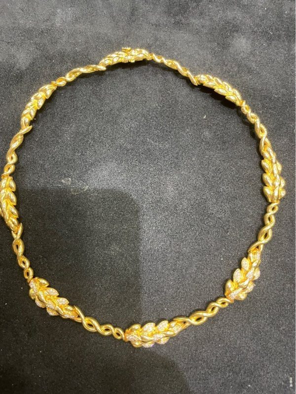 4EDFAE4D-D70C-40A4-A594-70E0DEA77C45