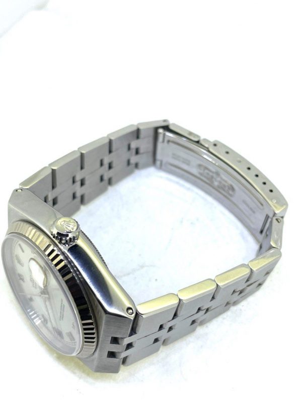 6F2C9CF2-2AA2-4B28-9DAC-22D72B66C088