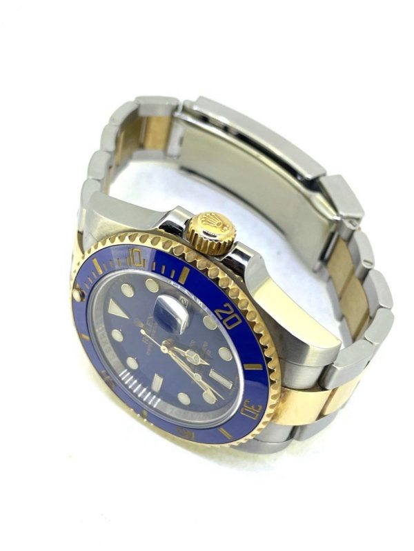 ED1003B2-1F5B-4AA2-9883-0BC01BAC4173