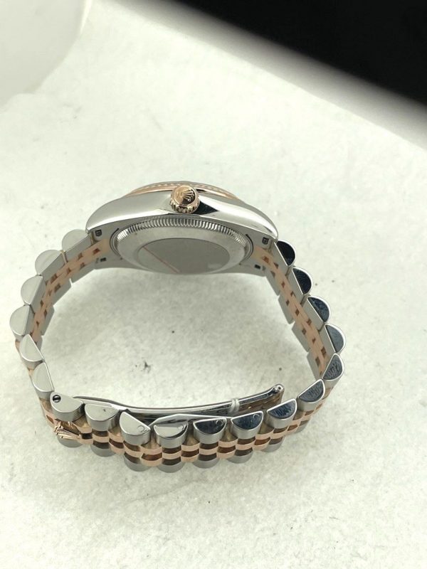 E4EFE448-89D1-478C-8638-59DD9223E283