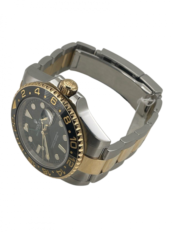 FD0FF949-81B6-4919-916F-D5A956ECC1B8