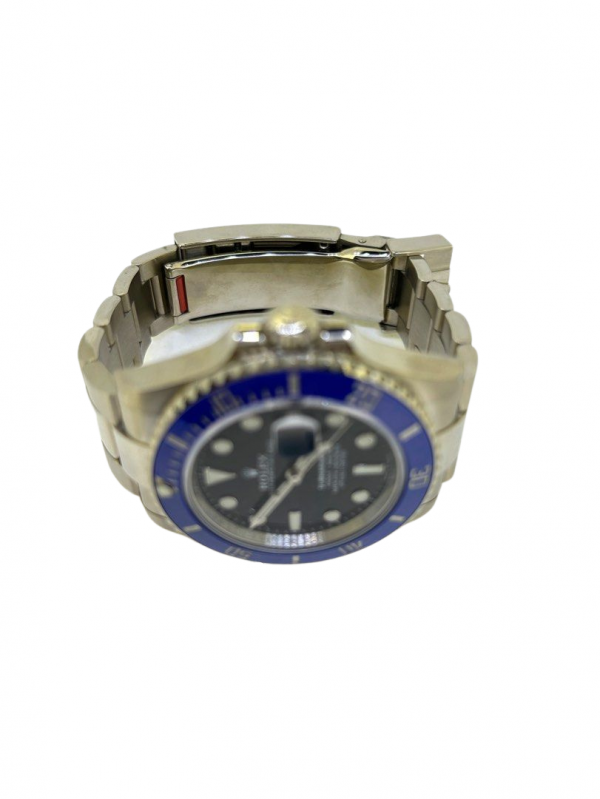 07B0D7FC-41C9-4A26-830E-FA4475907977