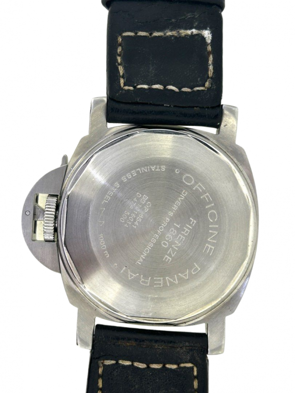 A20054C4-E783-4127-9EF6-248B3CC7B136