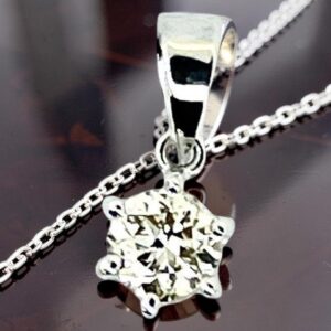 18_k_gold_diamond_solitaire_pe_1784121451_b3f91ee3_progressive