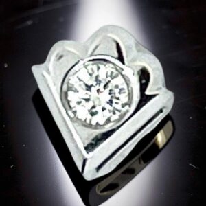diamond_stud_earring_in_white__1784109259_98f6f8db_progressive