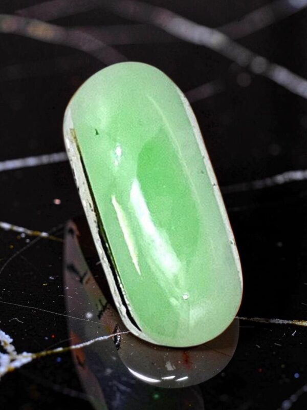 jade_ring_in_22kt_gold_1783067789_744441df_progressive