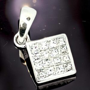 white_gold_diamond_square_pend_1784121724_aac286c9_progressive